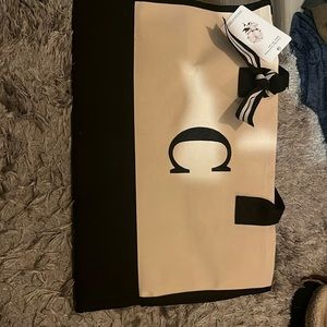 Brand new topdesign “C” tote bag